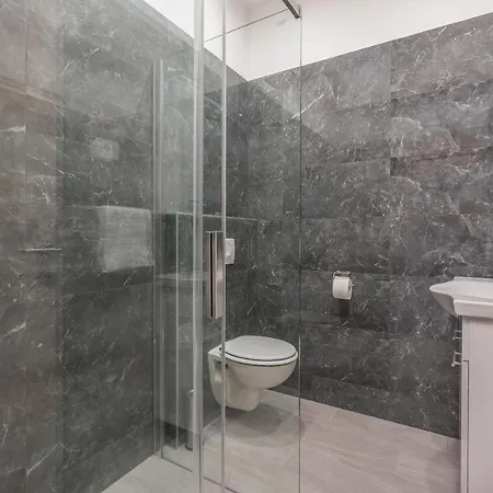 Roberto 3* Πόρετς