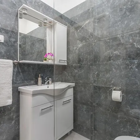 فندق مبيت وإفطار Roberto 3*