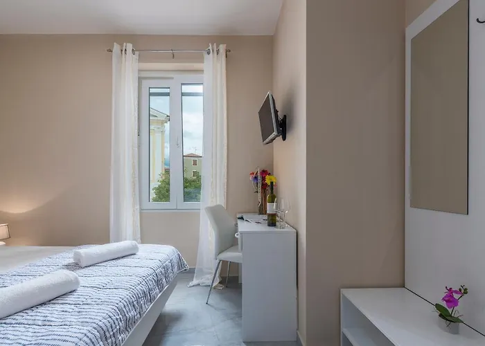 Roberto Bed and Breakfast Πόρετς